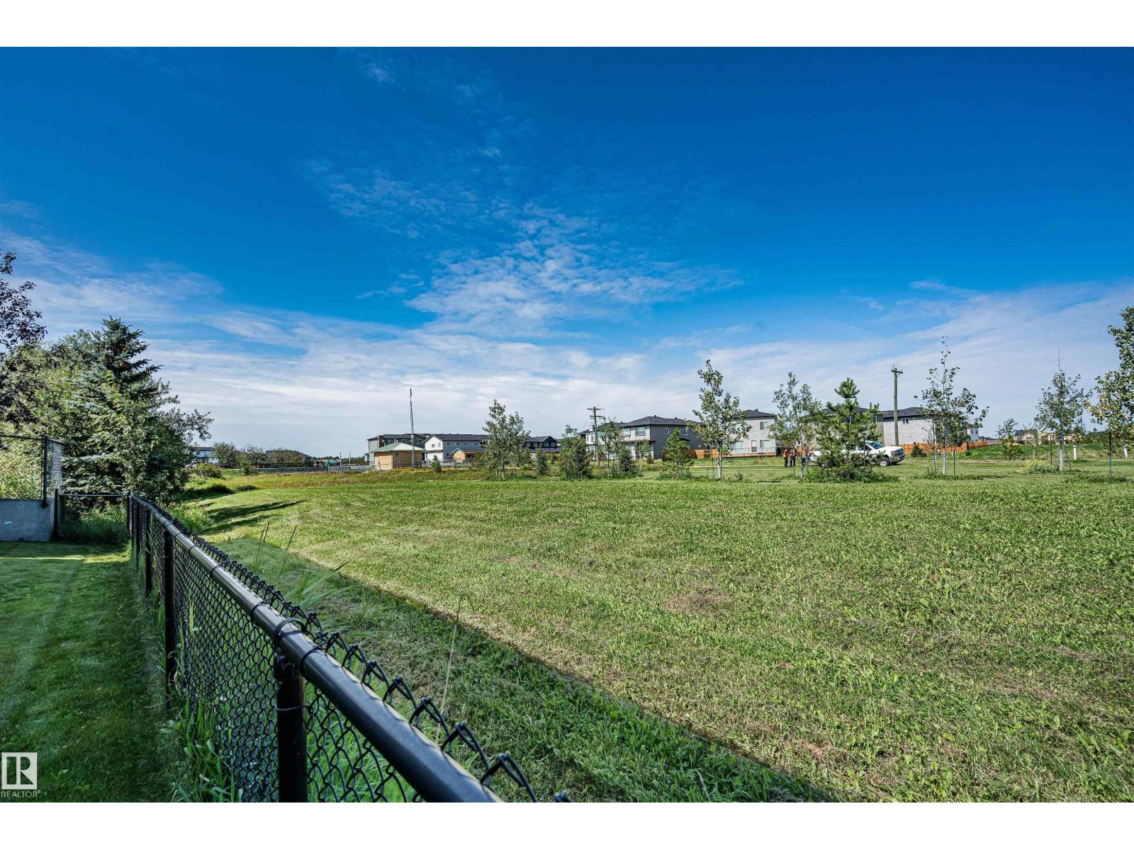 #146 5420 Grant Macewan Bv Property Photo 35