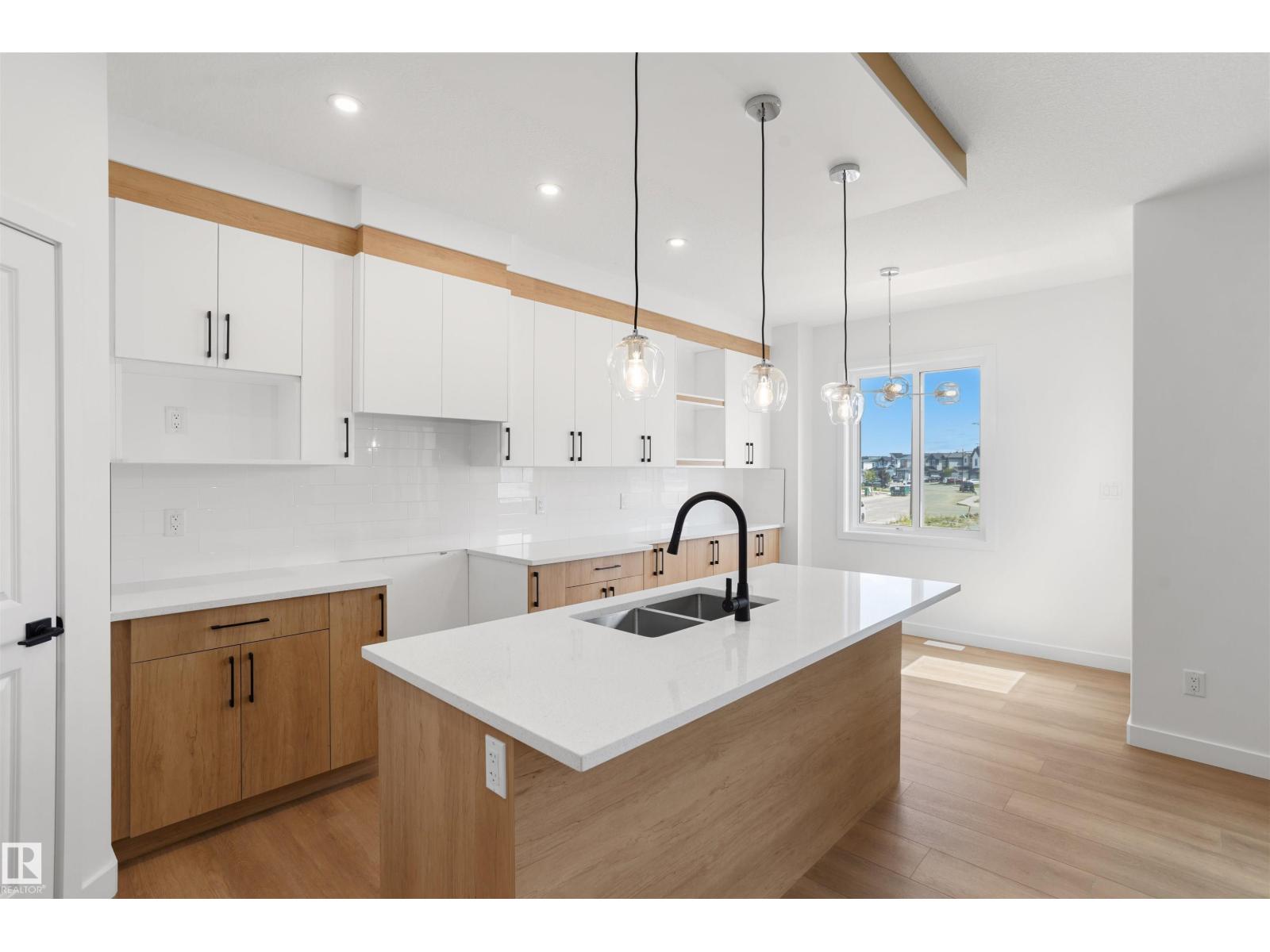 153 Munn Wy Property Photo 8