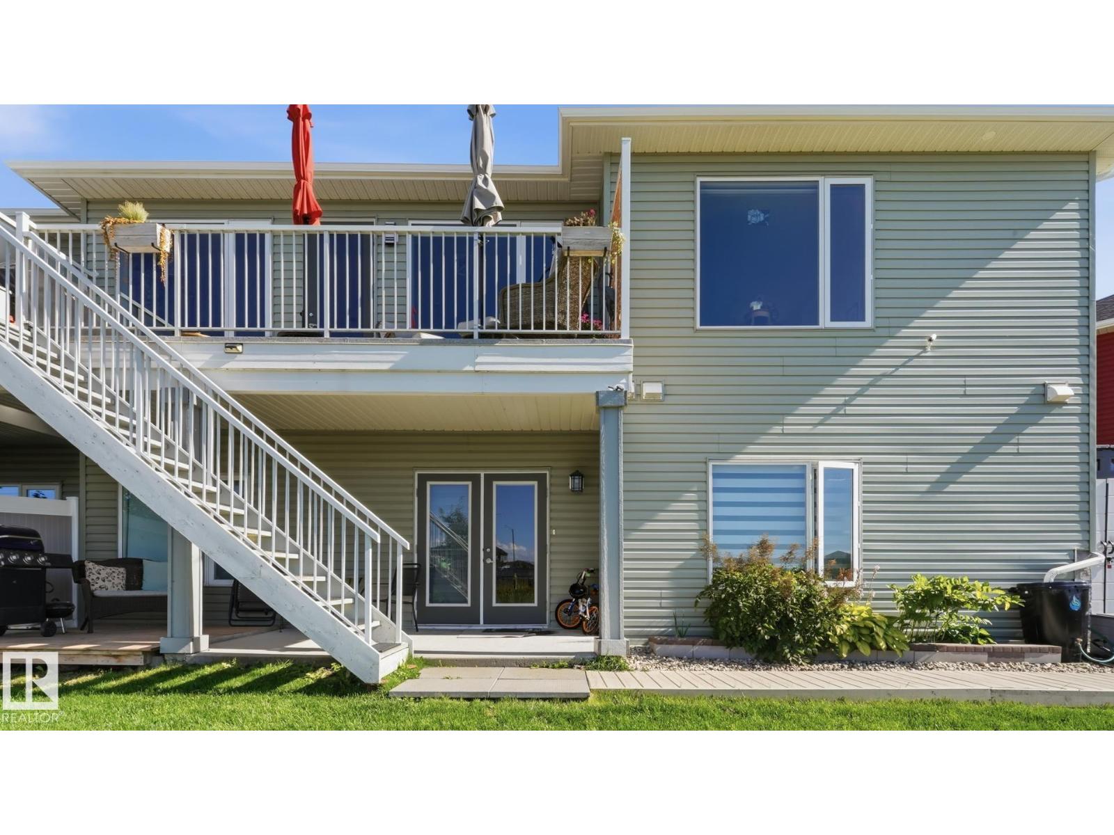 142 Aston Bn Property Photo 2