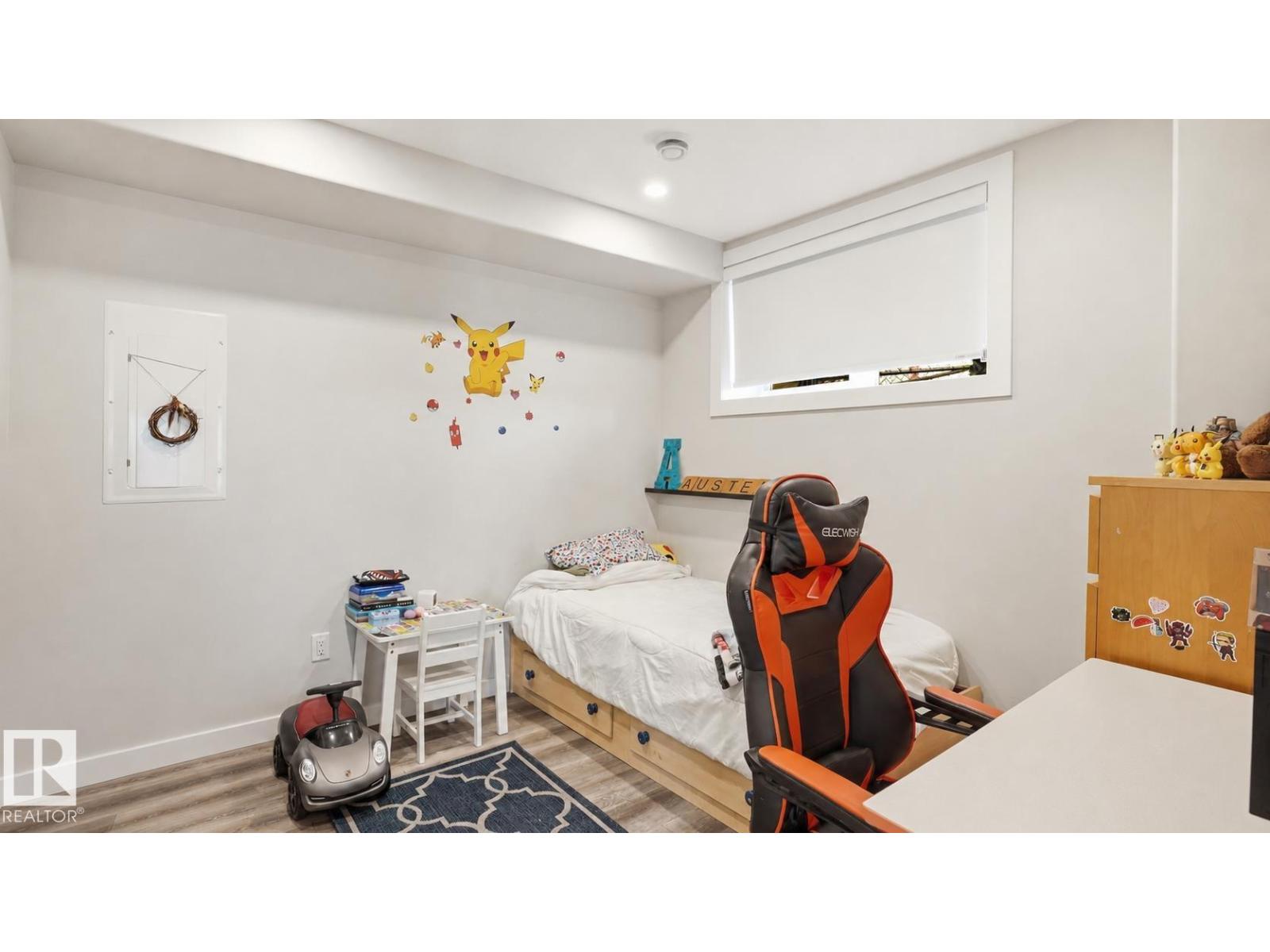 142 Aston Bn Property Photo 30