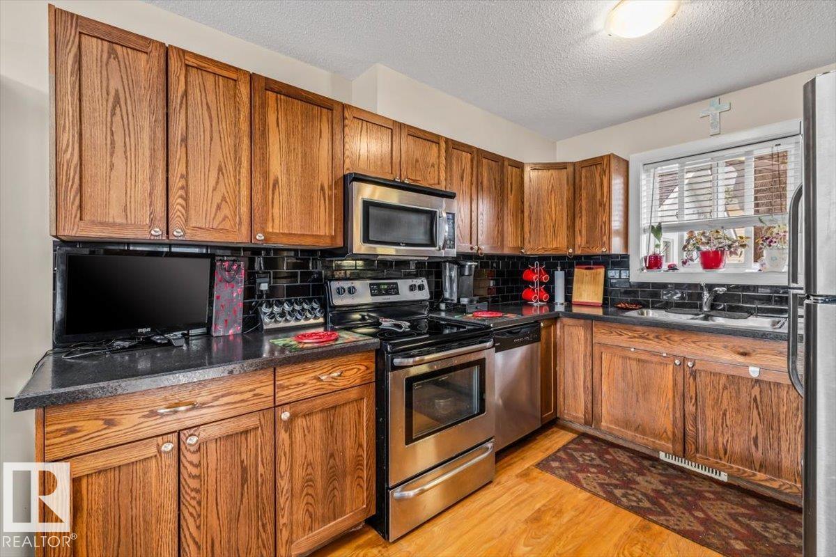 11436 88 St Nw Property Photo 1