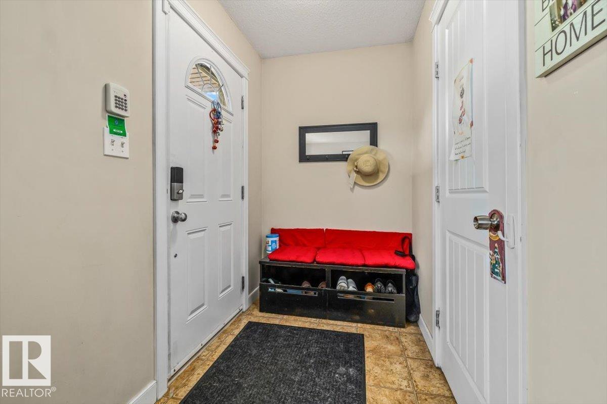 11436 88 St Nw Property Photo 13