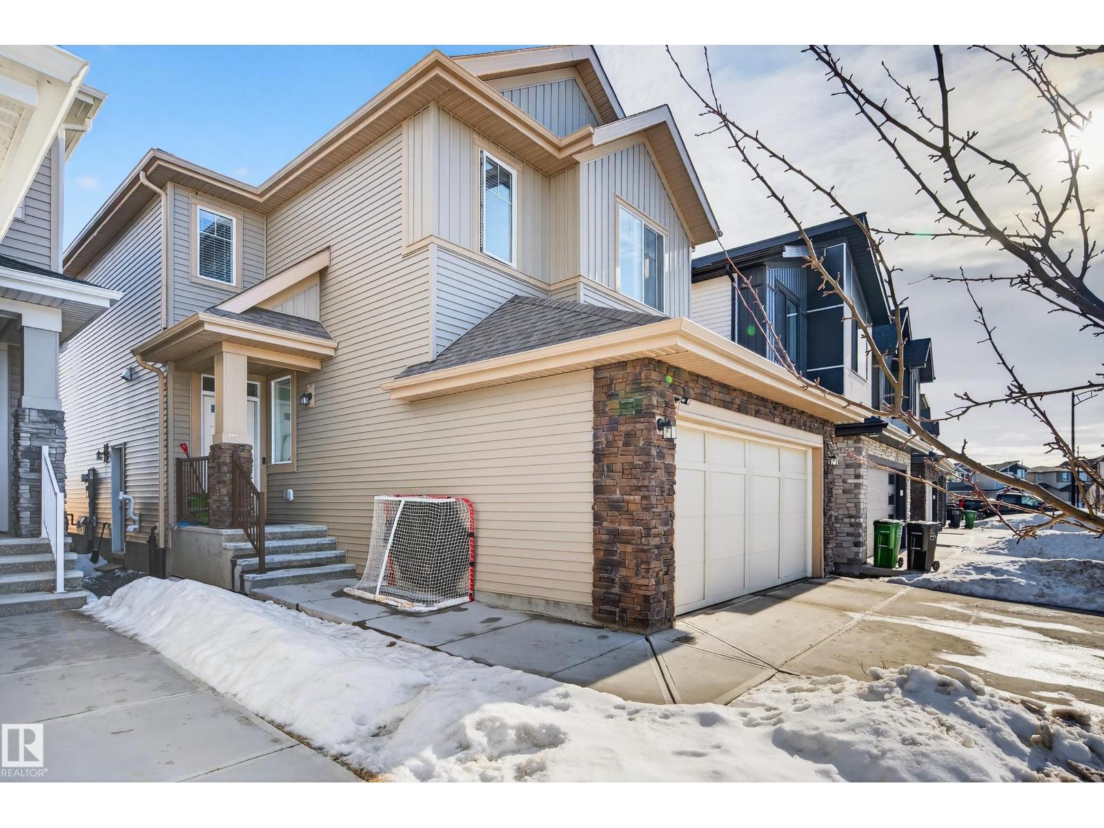 2317 158a St Sw Property Photo 3