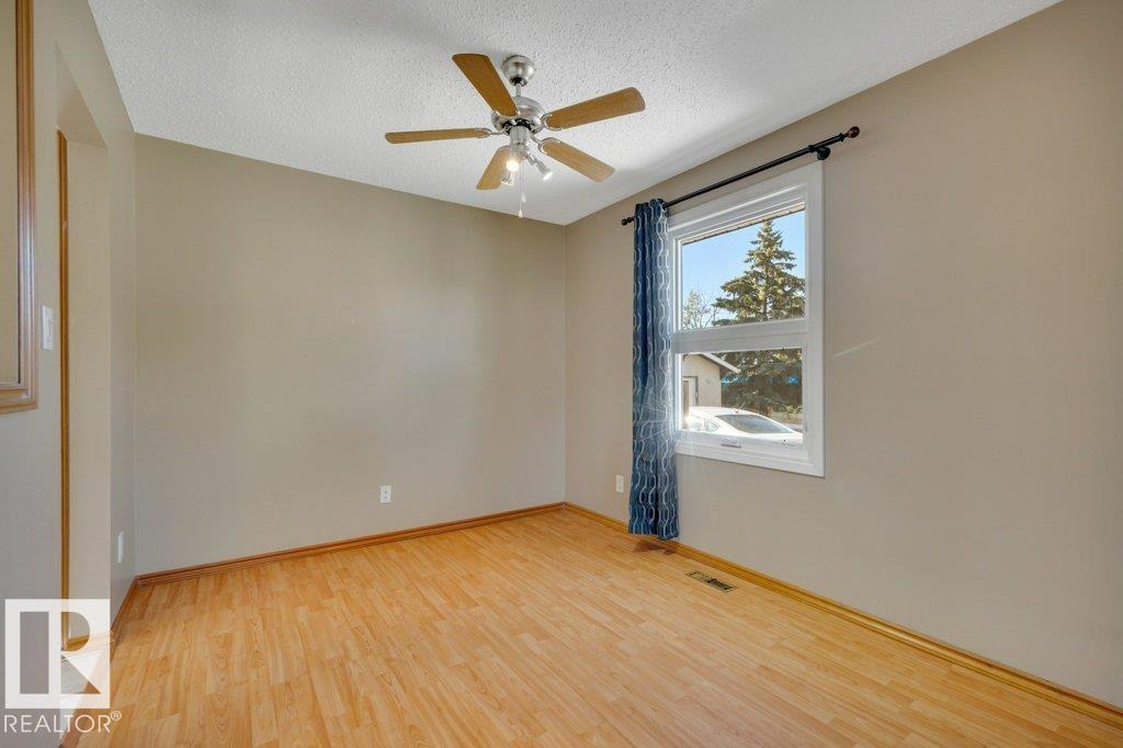 3506 44 St Property Photo 14