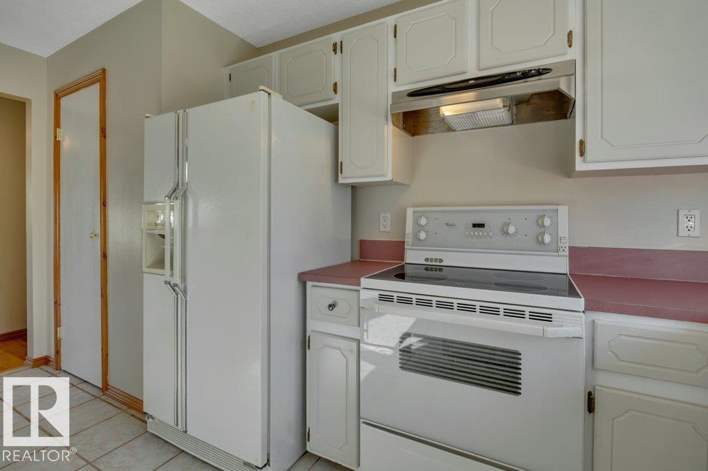 3506 44 St Property Photo 20