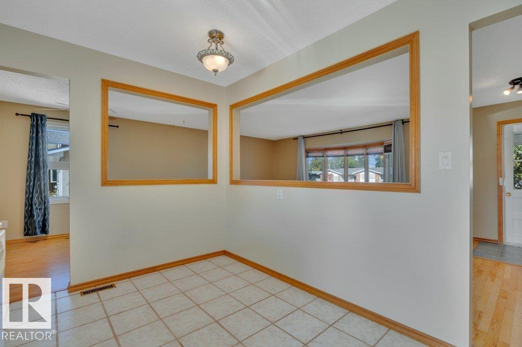 3506 44 St Property Photo 22