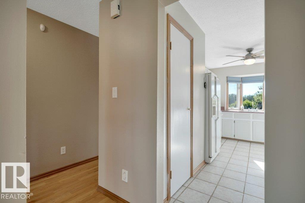 3506 44 St Property Photo 23