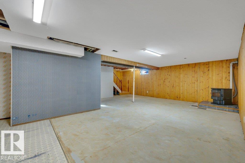 3506 44 St Property Photo 45