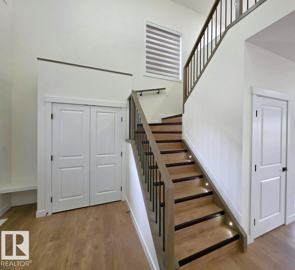 52 Maple Cr Se Property Photo 4