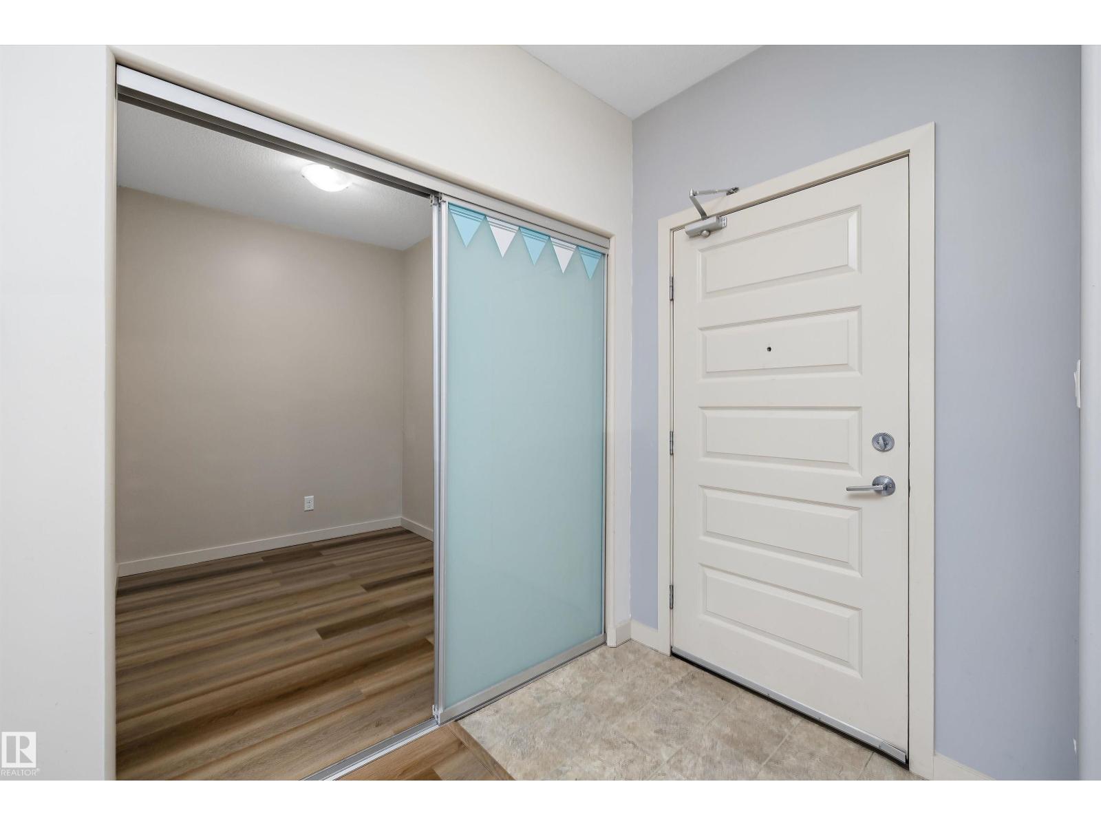 #207 304 Ambleside Li Sw Sw Property Photo 8