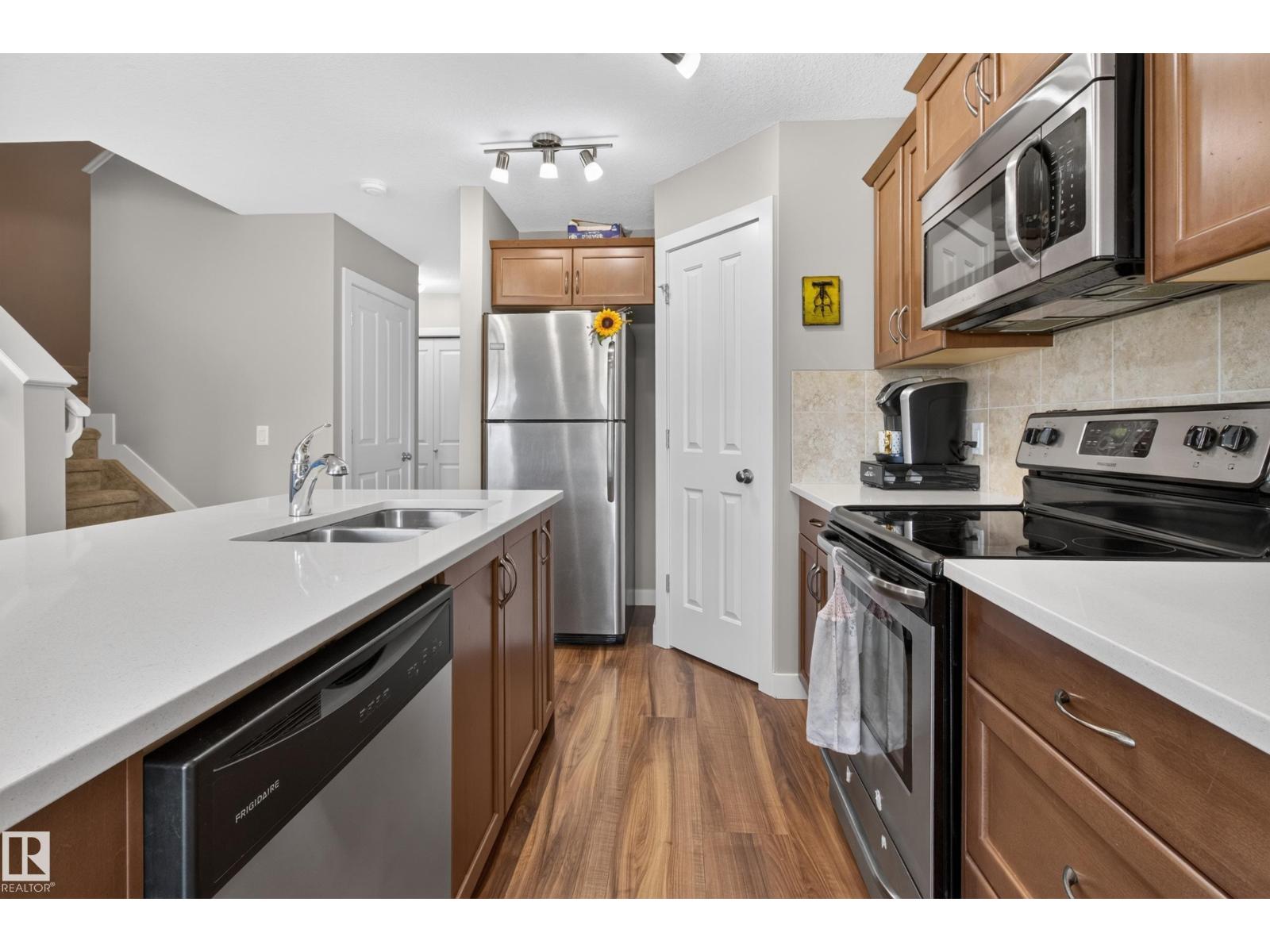 3520 9 St Nw Property Photo 13