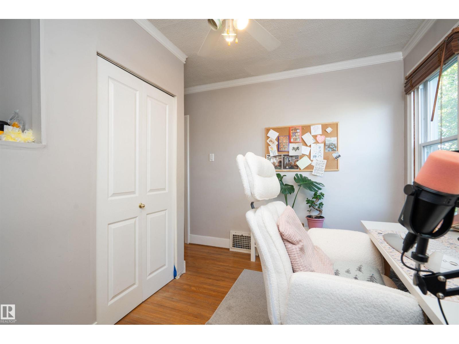 11506 94 St Nw Property Photo 14