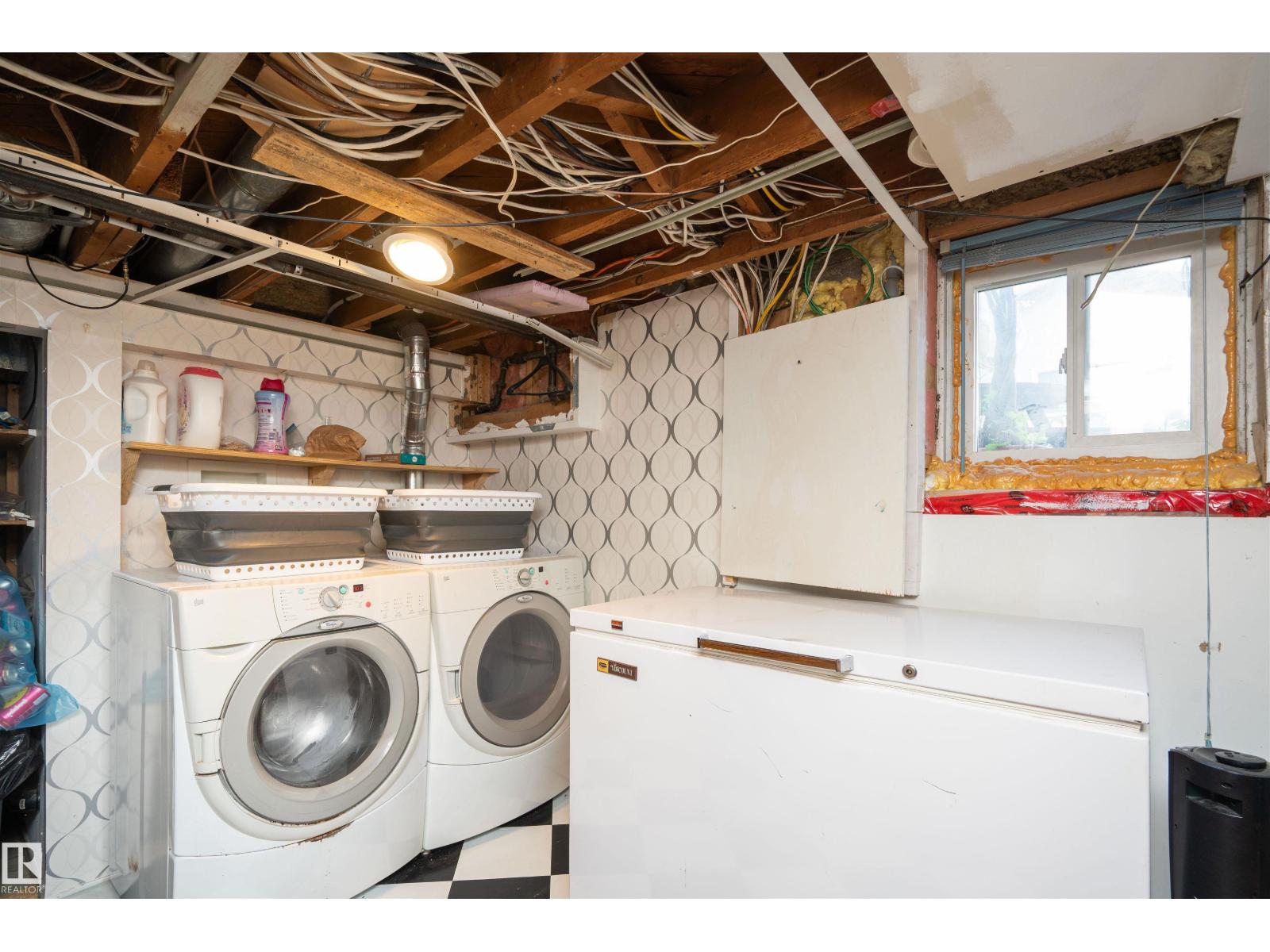 11506 94 St Nw Property Photo 21