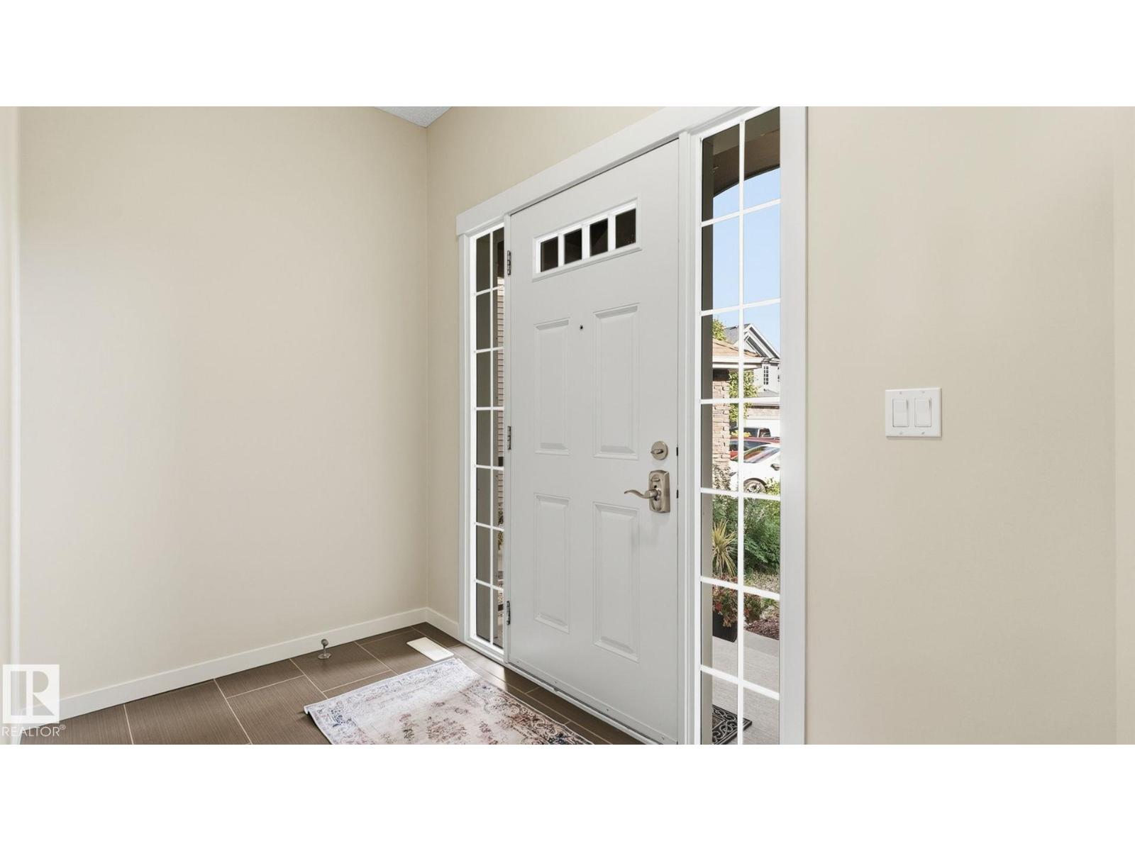 1832 56 St Sw Property Photo 9