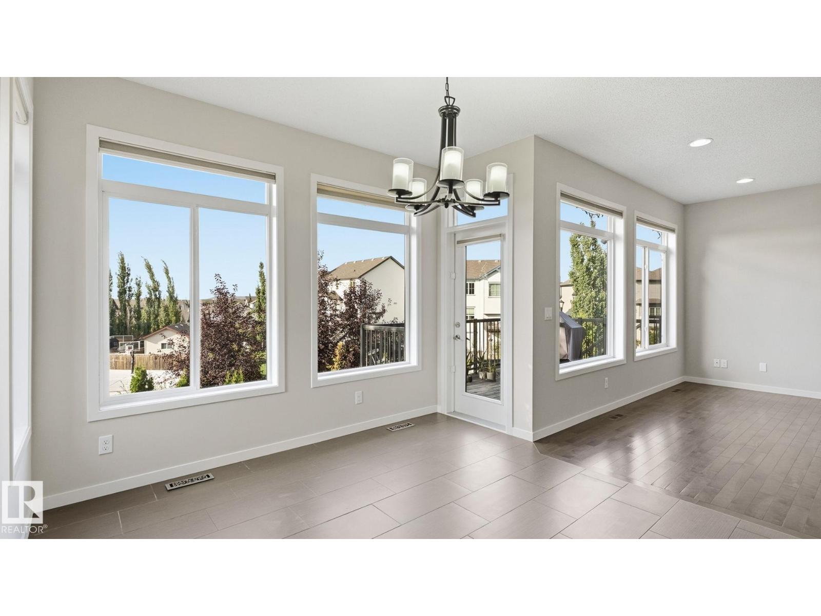 1832 56 St Sw Property Photo 10