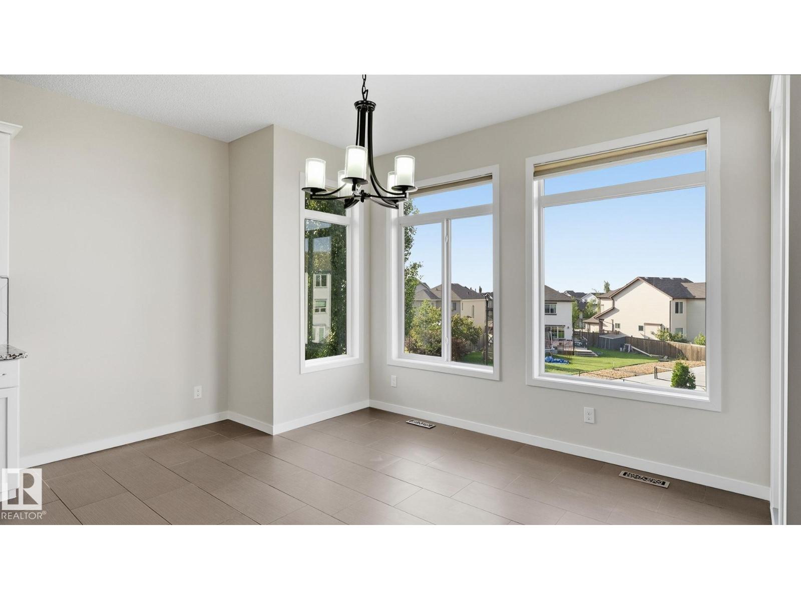 1832 56 St Sw Property Photo 11