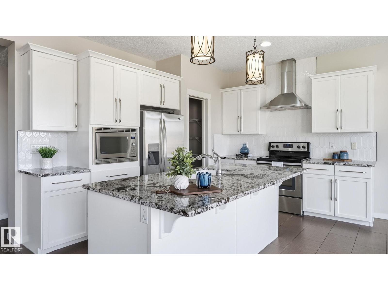 1832 56 St Sw Property Photo 17