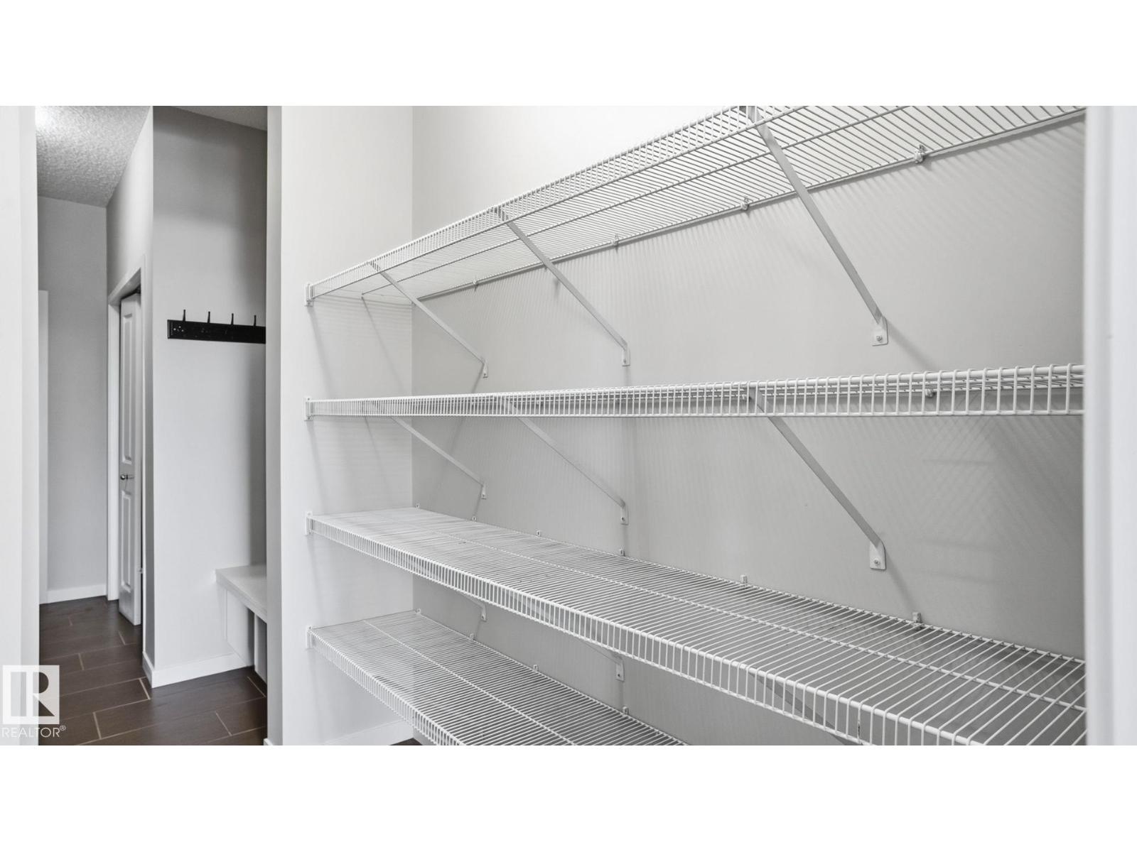 1832 56 St Sw Property Photo 23