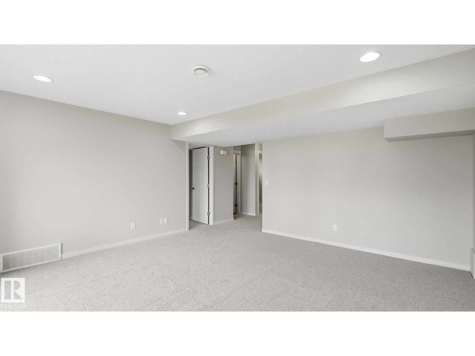 1832 56 St Sw Property Photo 42