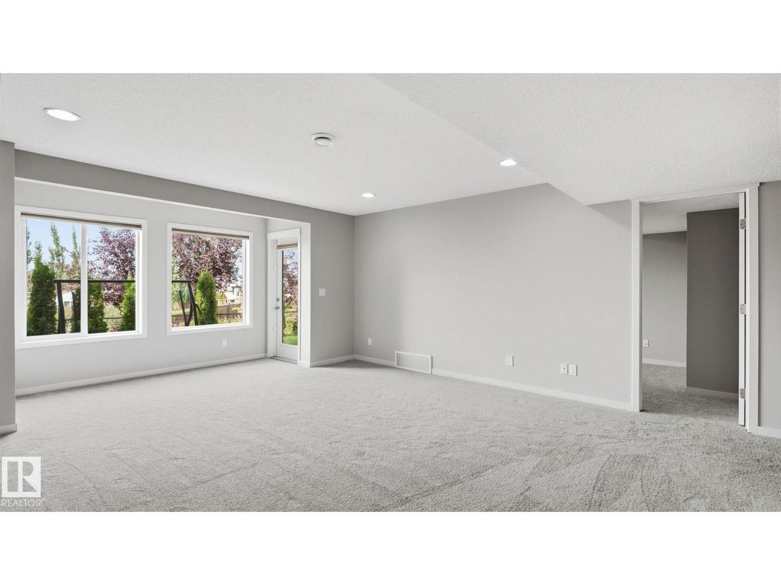 1832 56 St Sw Property Photo 43