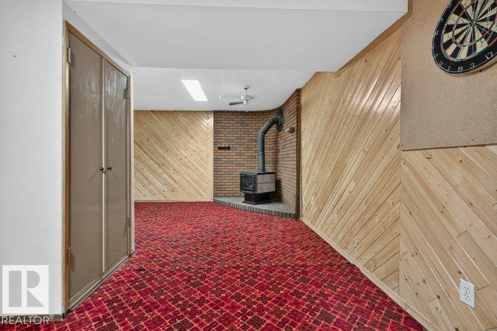 9026 92 St Nw Property Photo 27