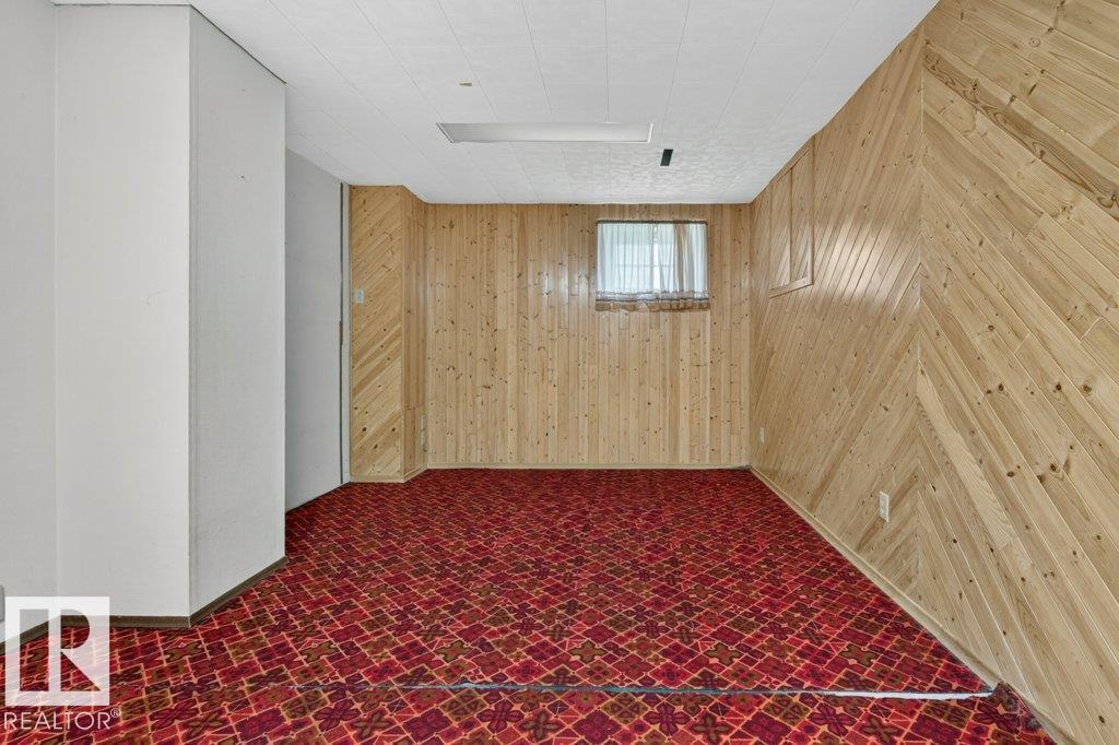 9026 92 St Nw Property Photo 29