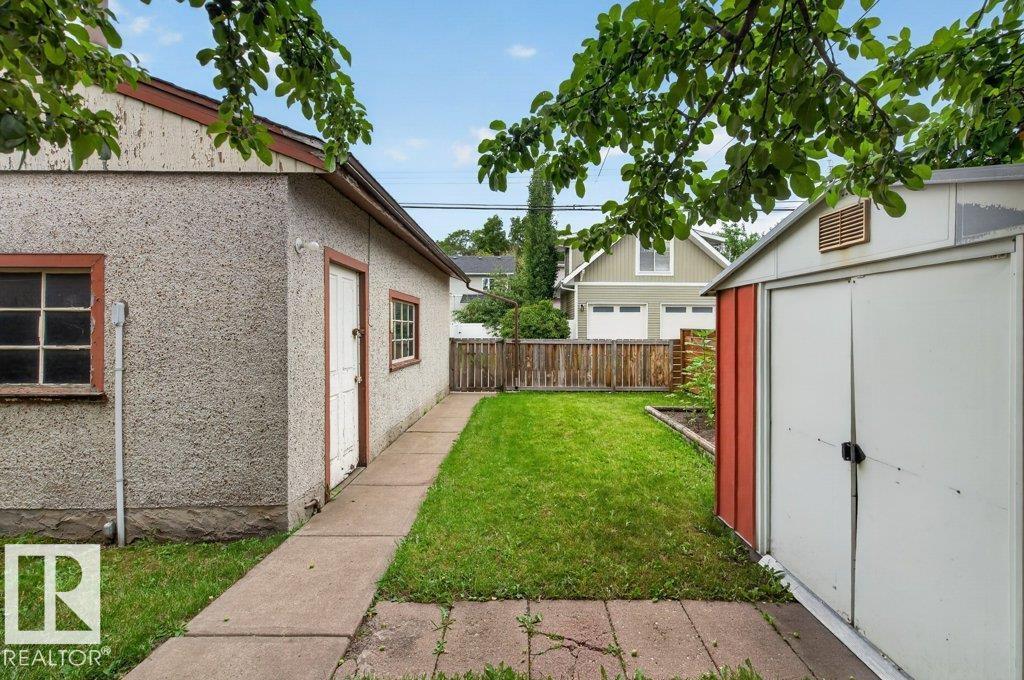9026 92 St Nw Property Photo 30