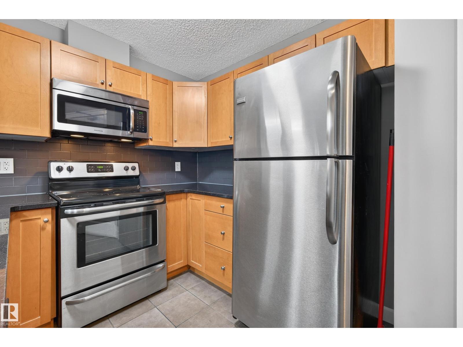 #311 3719 Whitelaw Ln Nw Property Photo 7