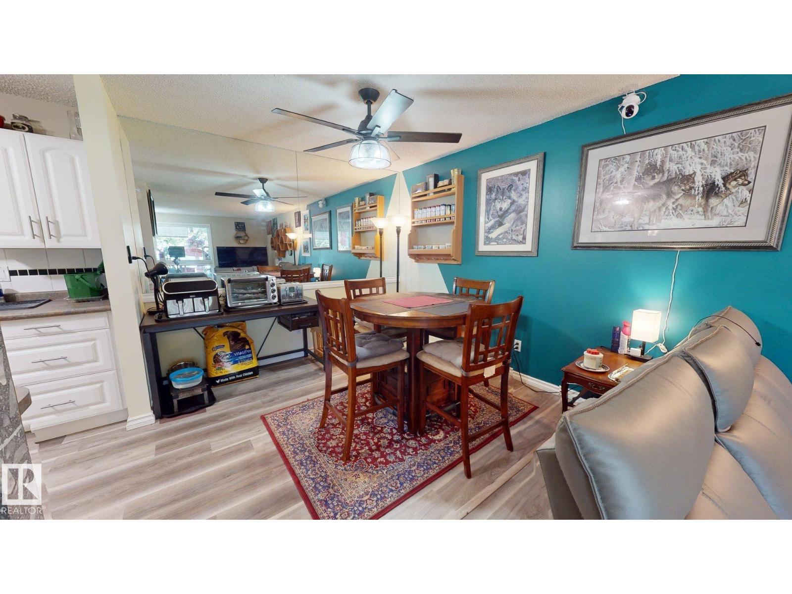 1102 Saddleback Rd Nw Property Photo 9