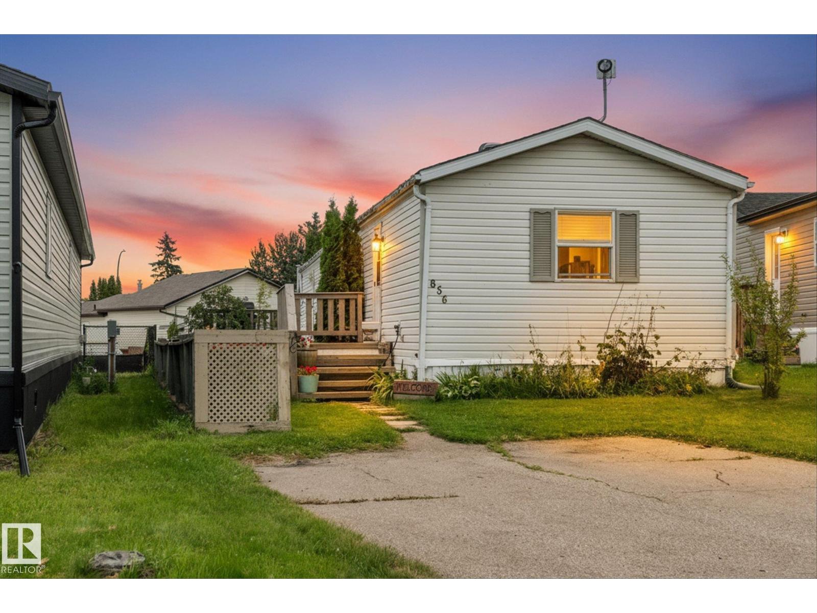 856 53222 Range Road 272 Property Photo 1