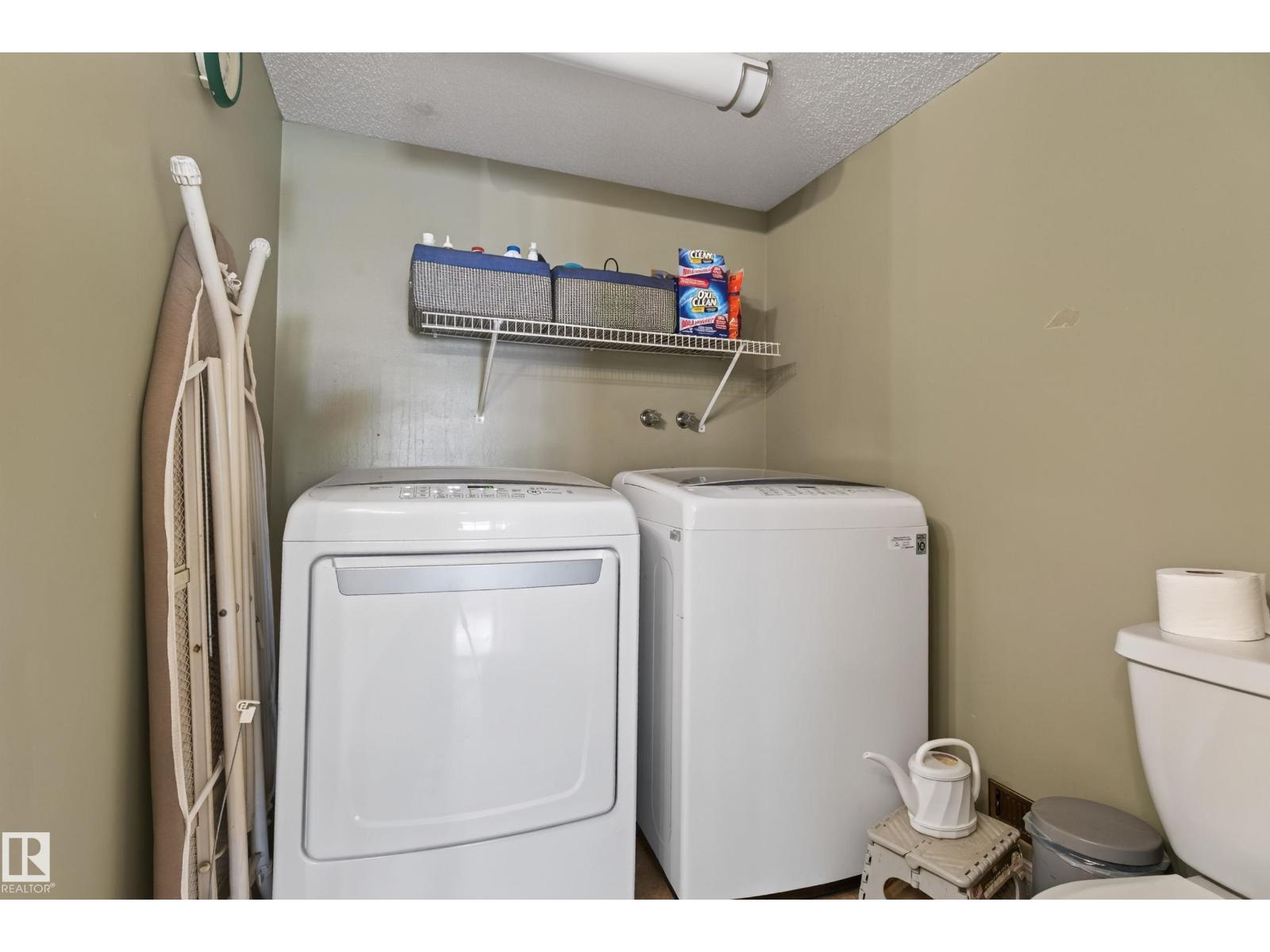 19040 70 Av Nw Property Photo 29