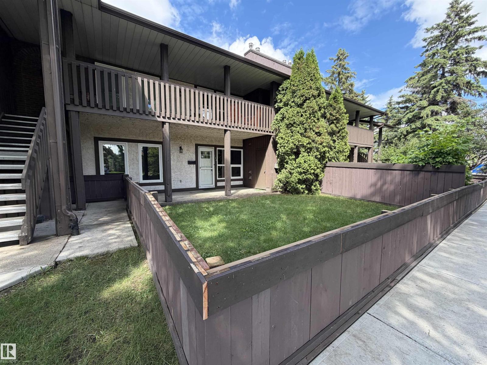 164 SURREY GARDENS NW Property Photo 1