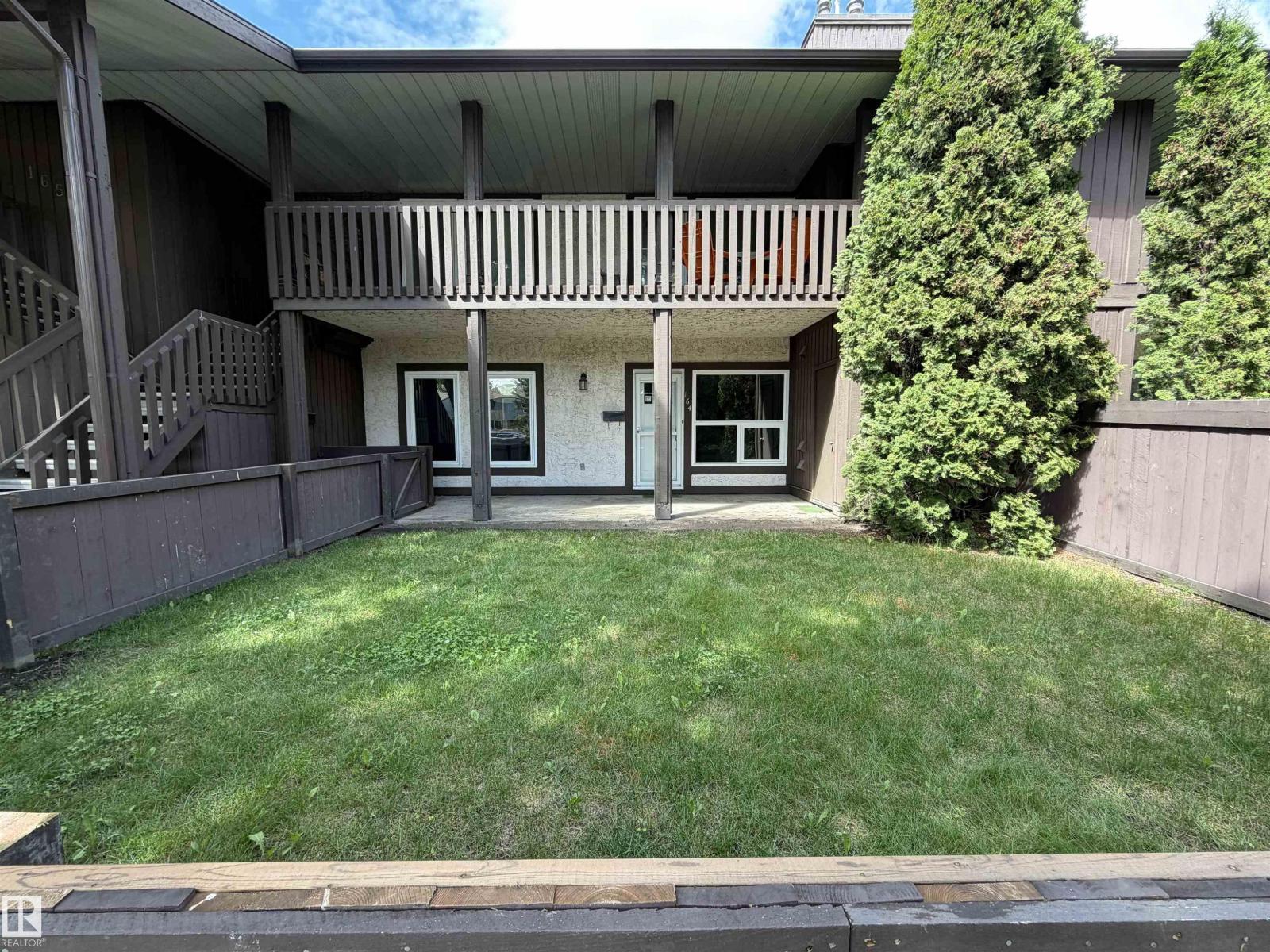 164 Surrey Gardens Nw Property Photo 2