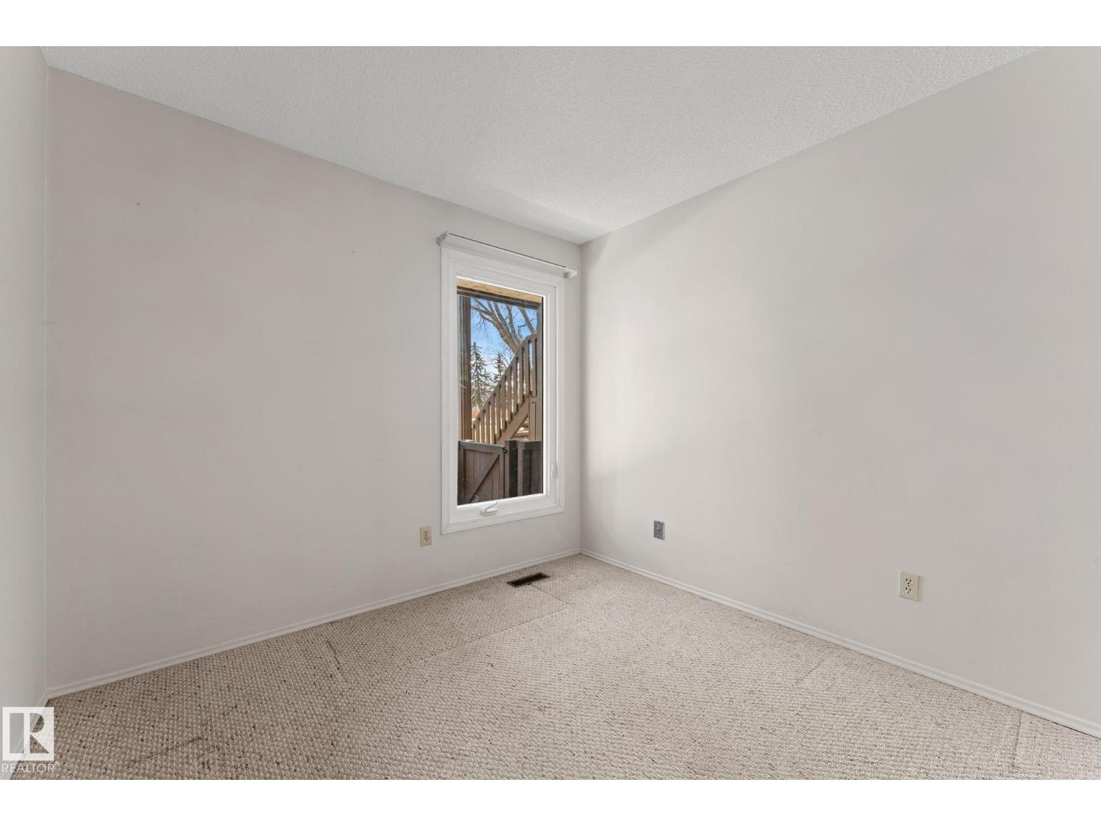 164 Surrey Gardens Nw Property Photo 20