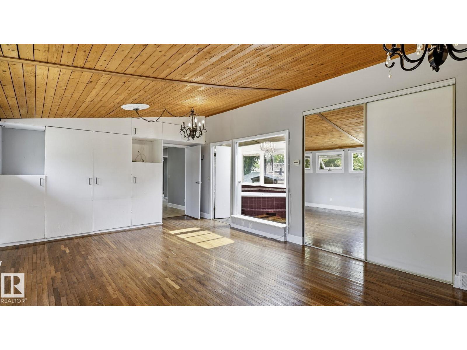 9216 93 St Property Photo 22
