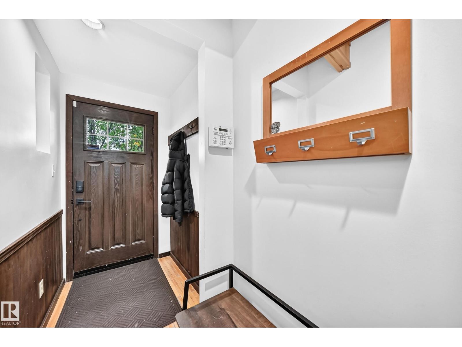 11419 126 St Nw Property Photo 4