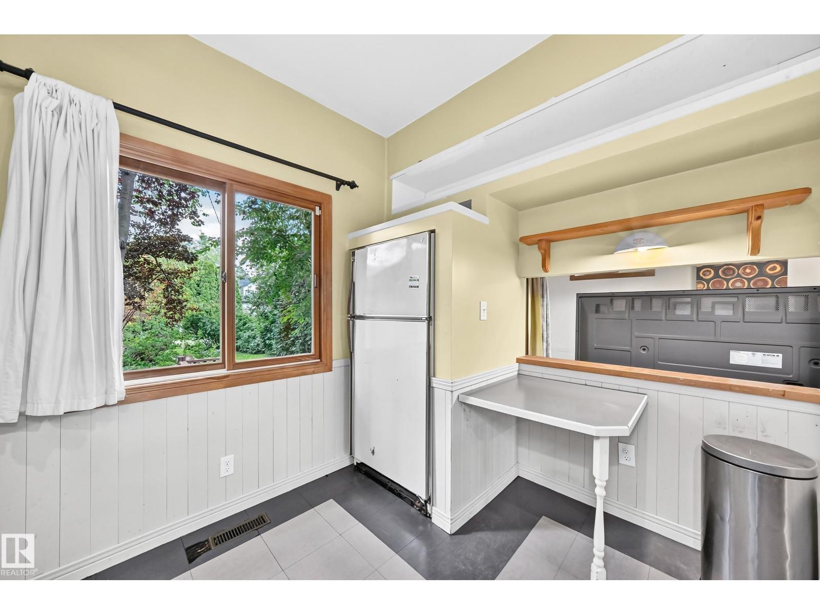 11419 126 St Nw Property Photo 10