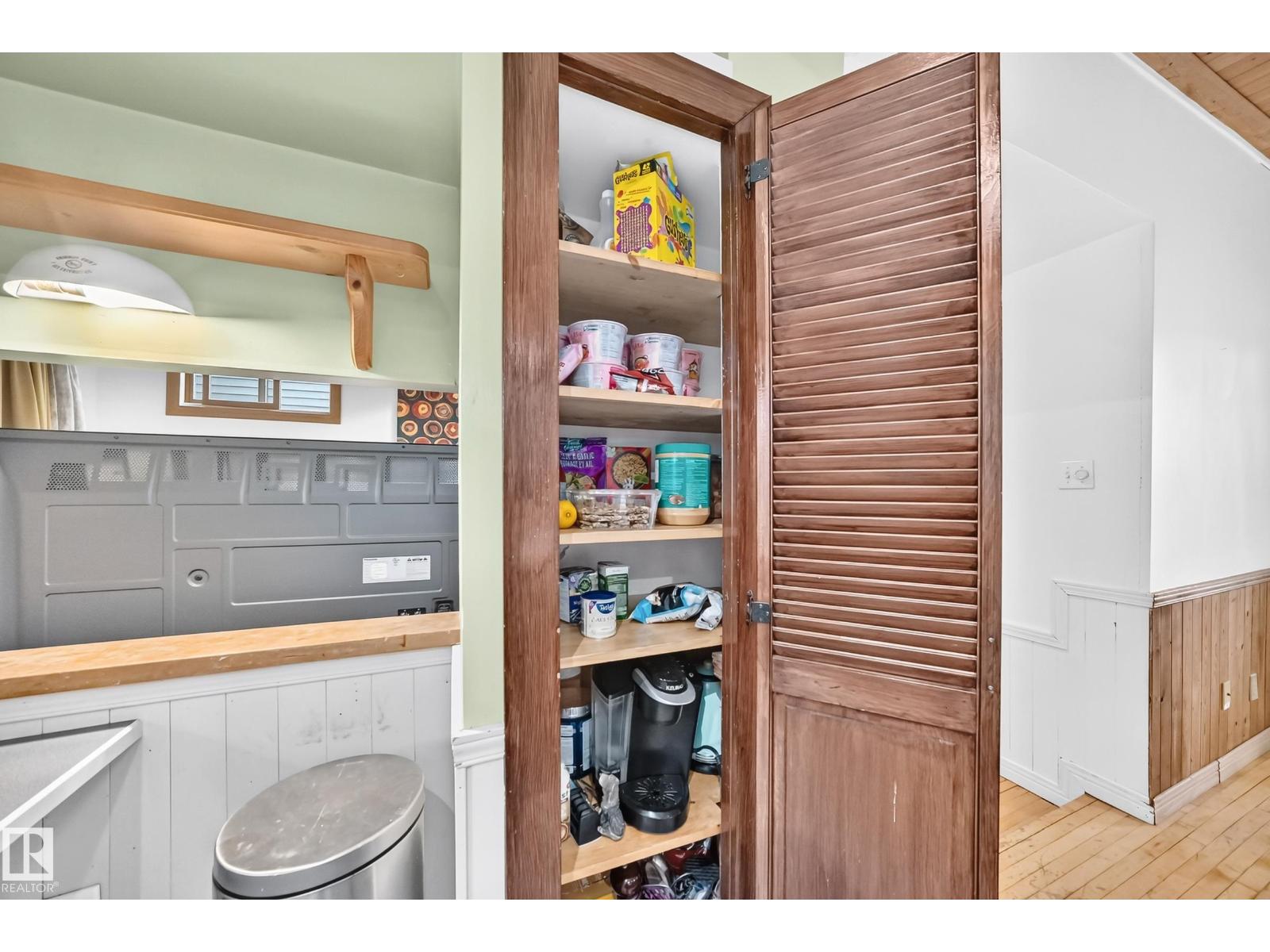 11419 126 St Nw Property Photo 11