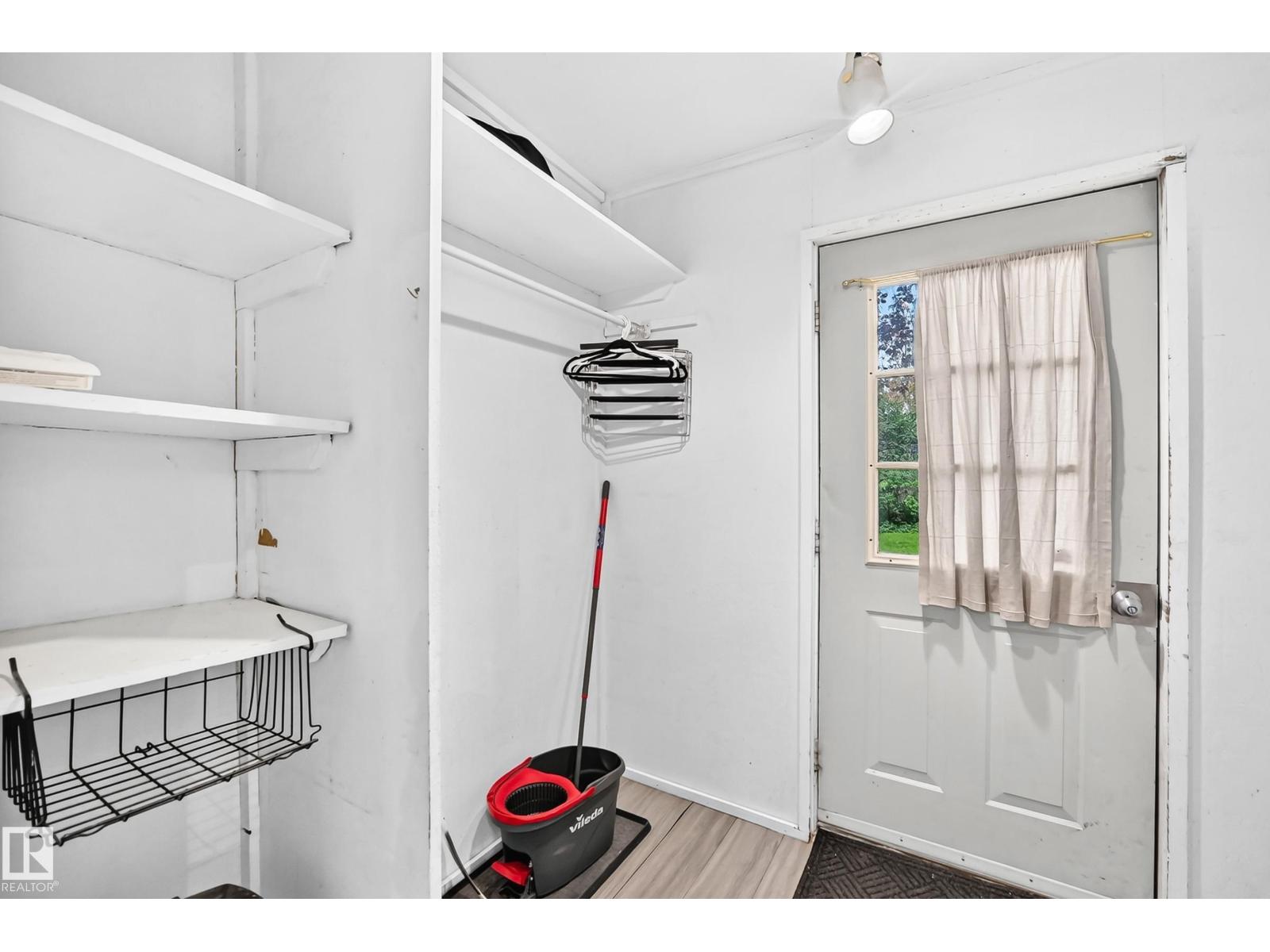 11419 126 St Nw Property Photo 27