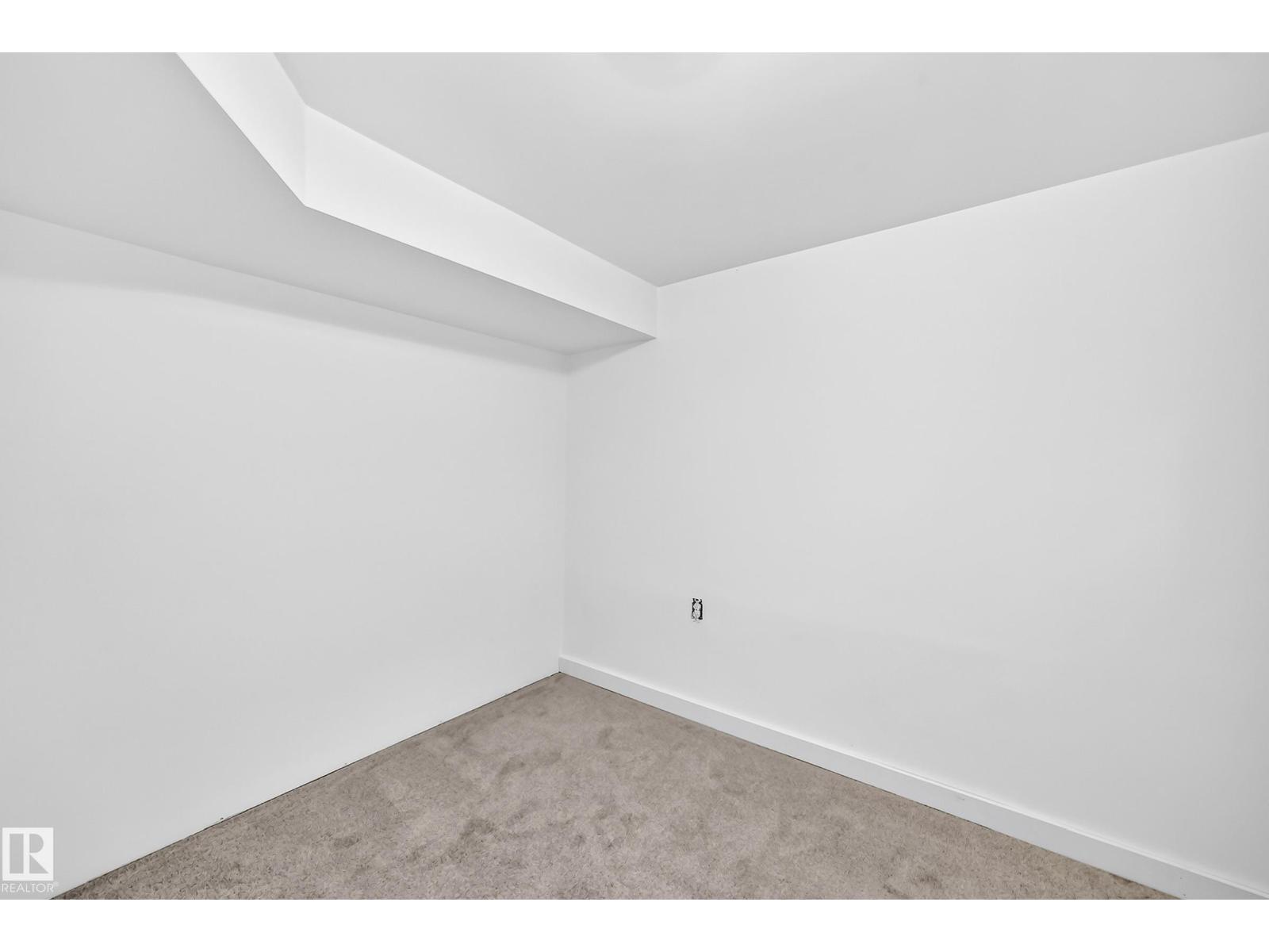11419 126 St Nw Property Photo 37