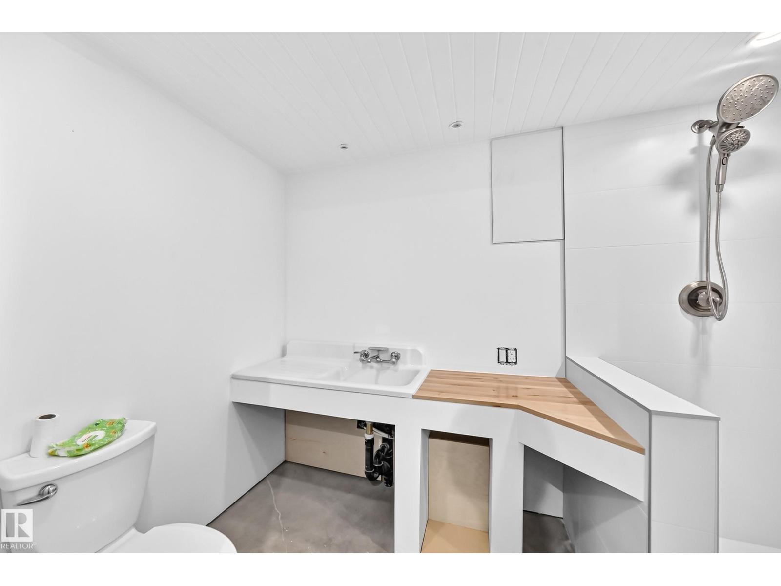 11419 126 St Nw Property Photo 39