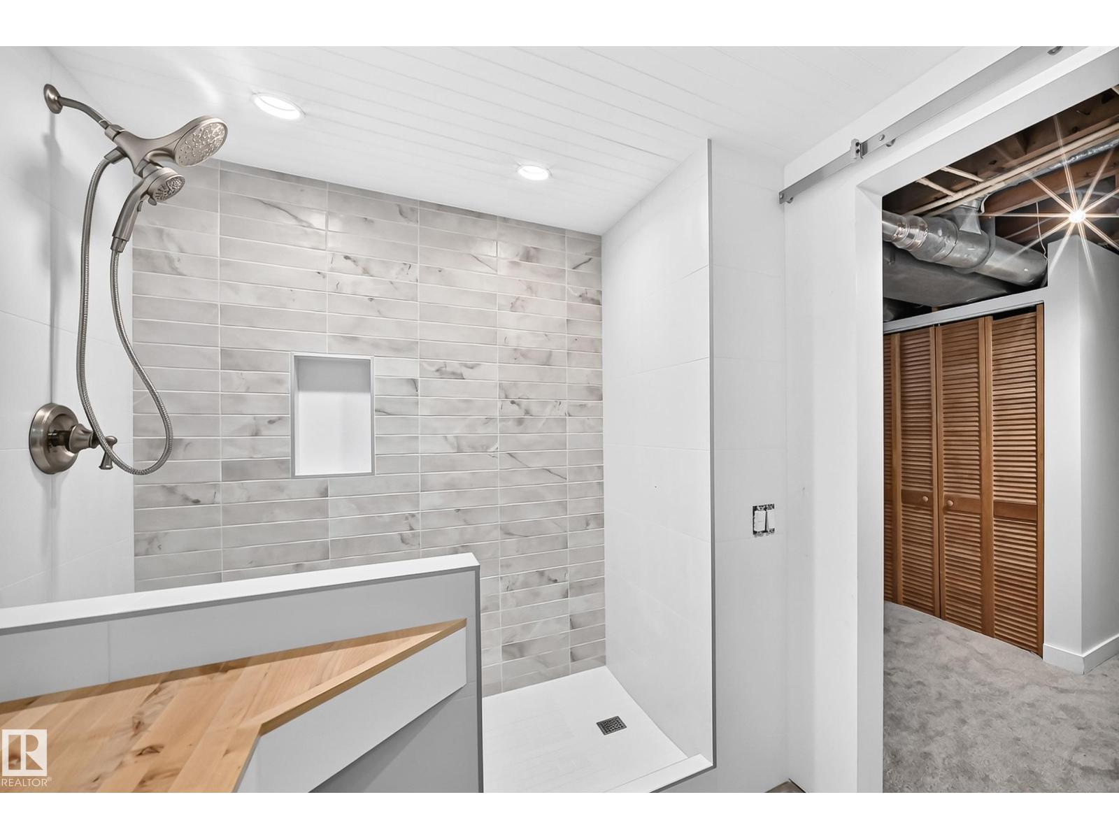 11419 126 St Nw Property Photo 41