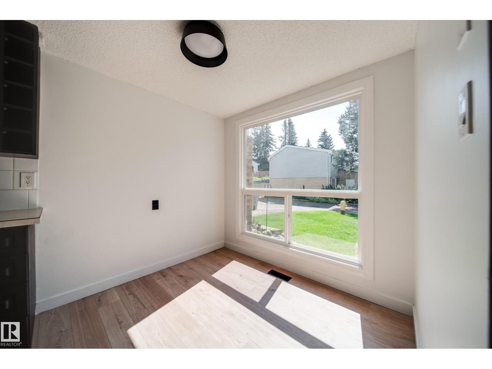238 Grandin Vg Property Photo 12