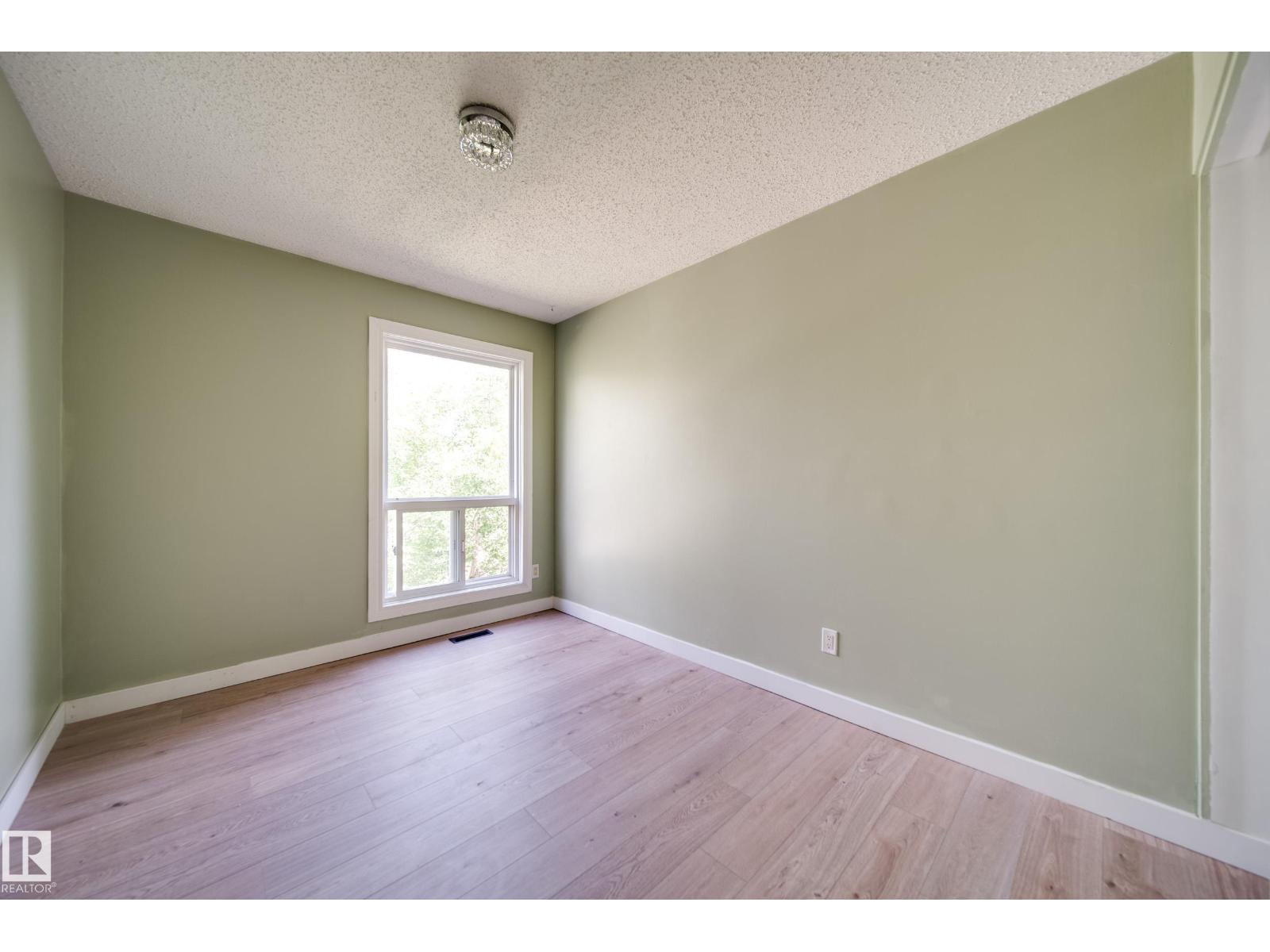 238 Grandin Vg Property Photo 21