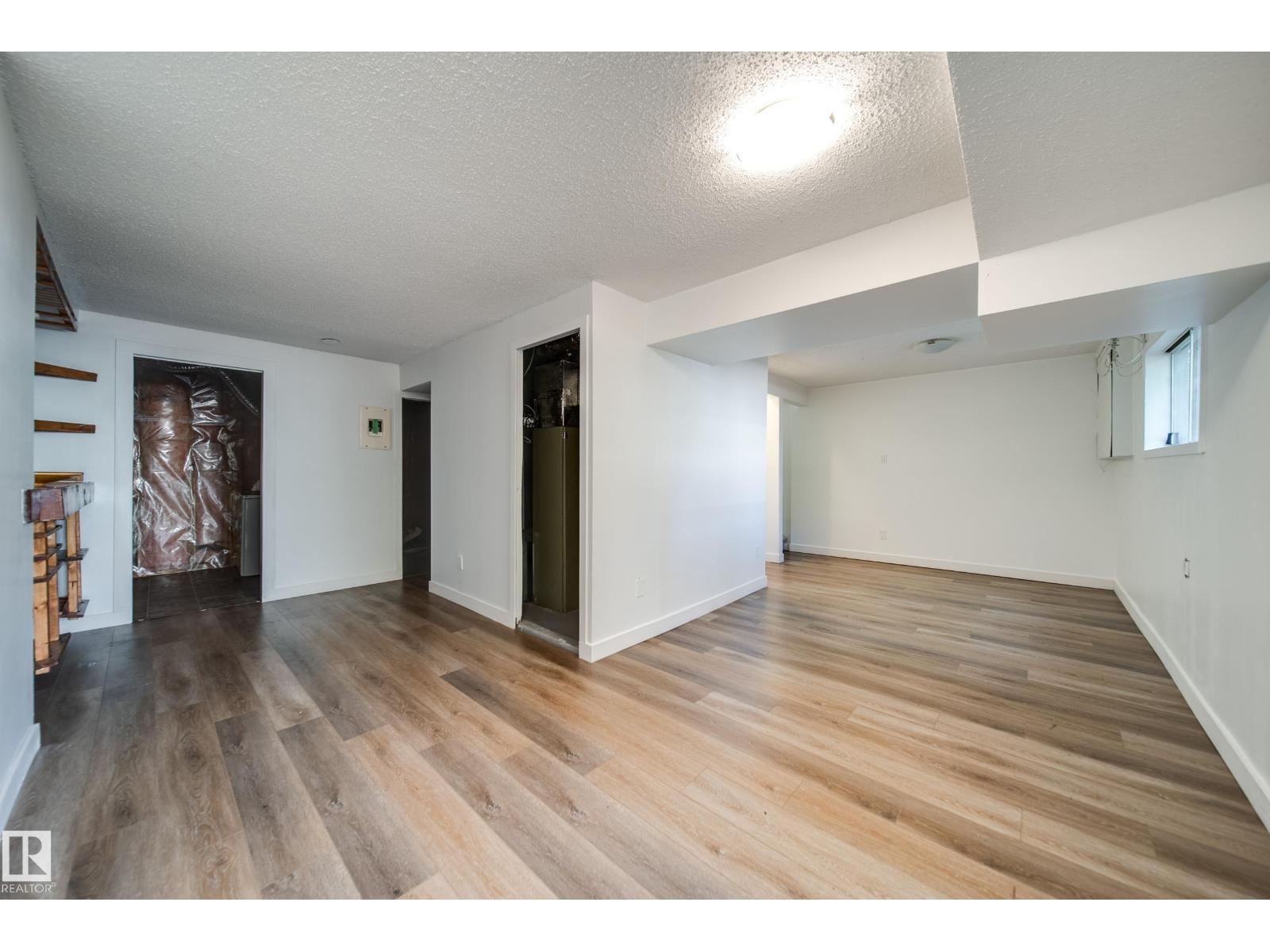 238 Grandin Vg Property Photo 30
