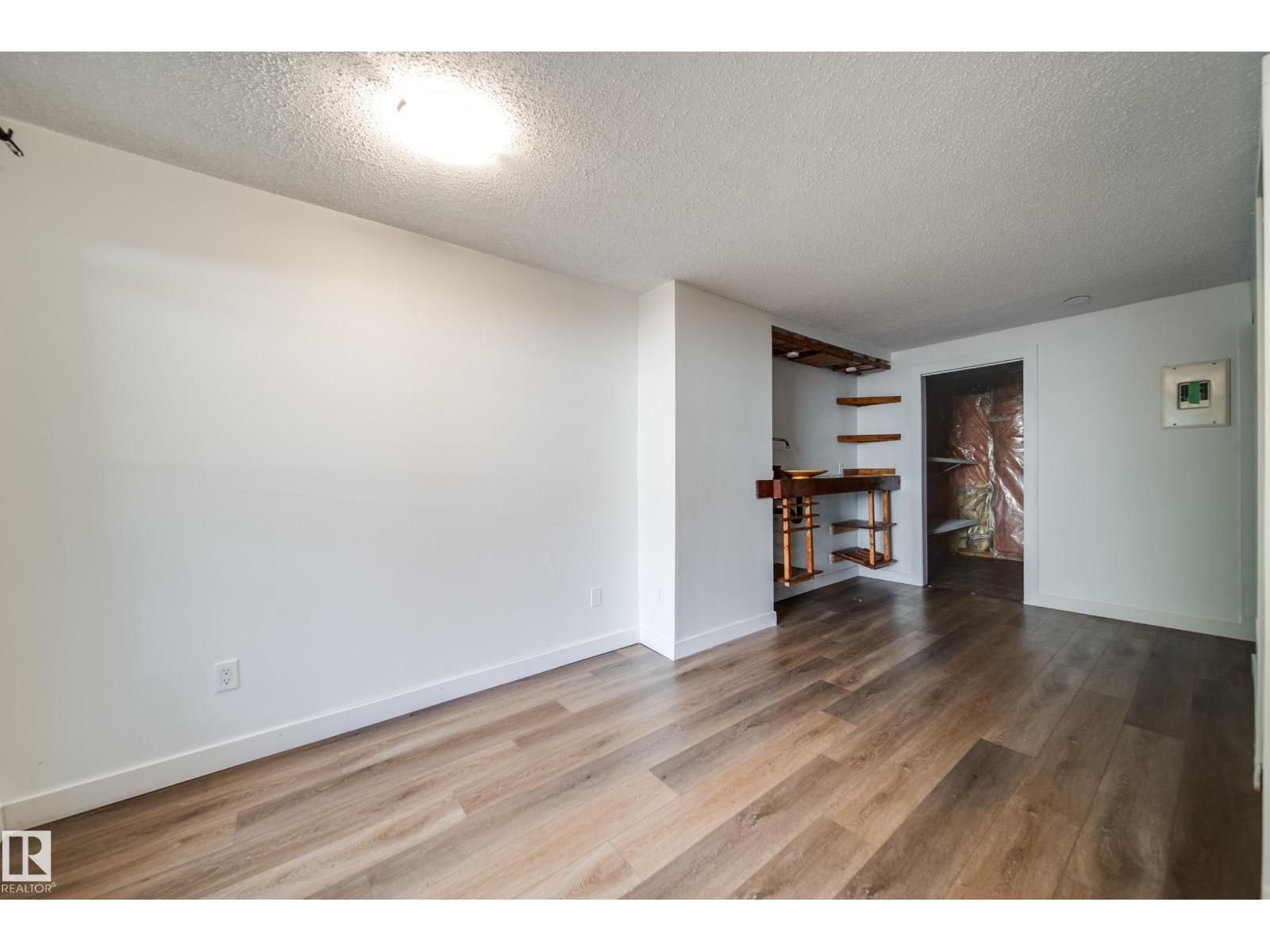 238 Grandin Vg Property Photo 31