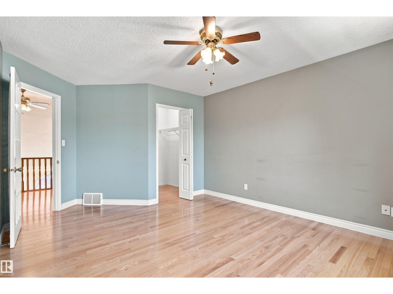 #1 3311 58 St Nw Property Photo 25