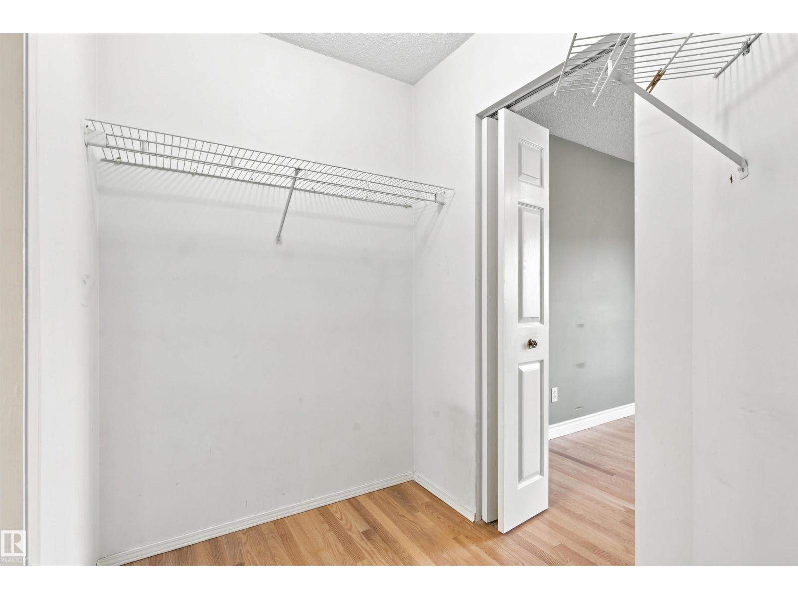 #1 3311 58 St Nw Property Photo 28