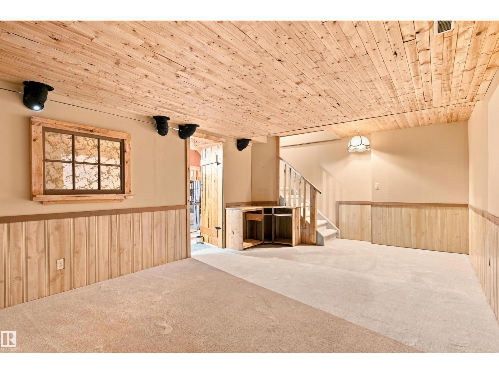 #1 3311 58 St Nw Property Photo 35
