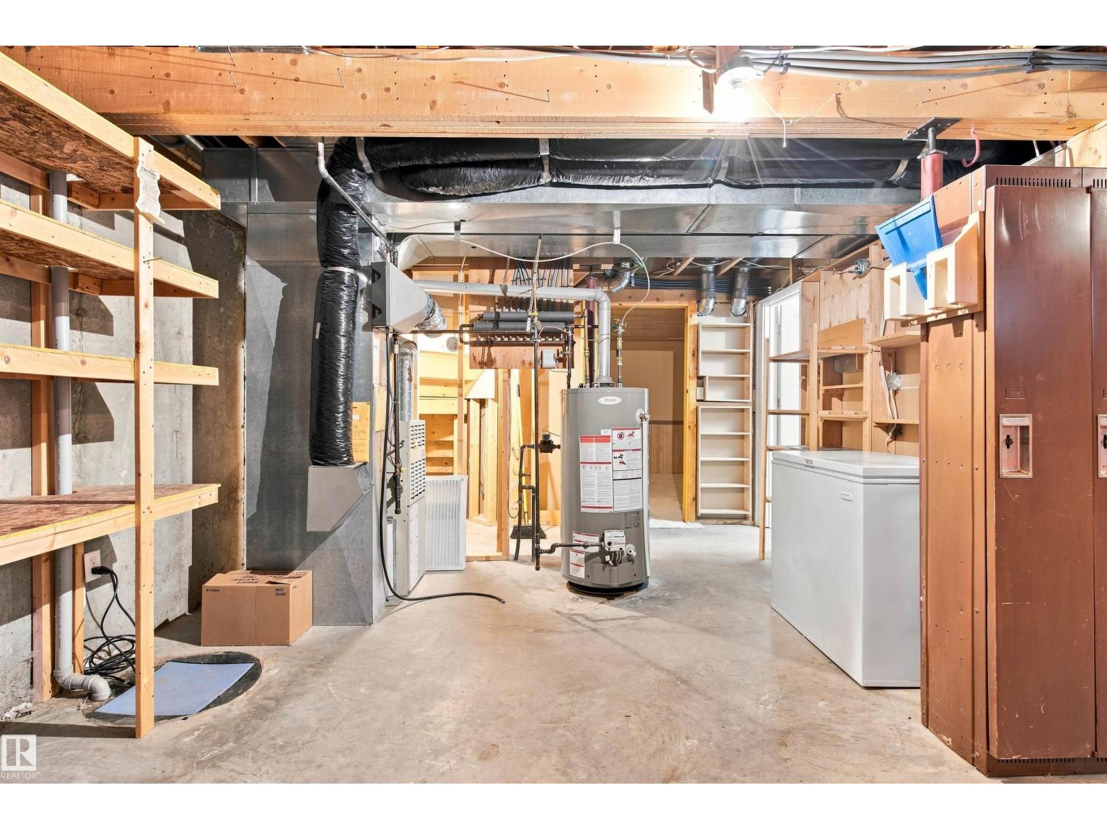 #1 3311 58 St Nw Property Photo 38